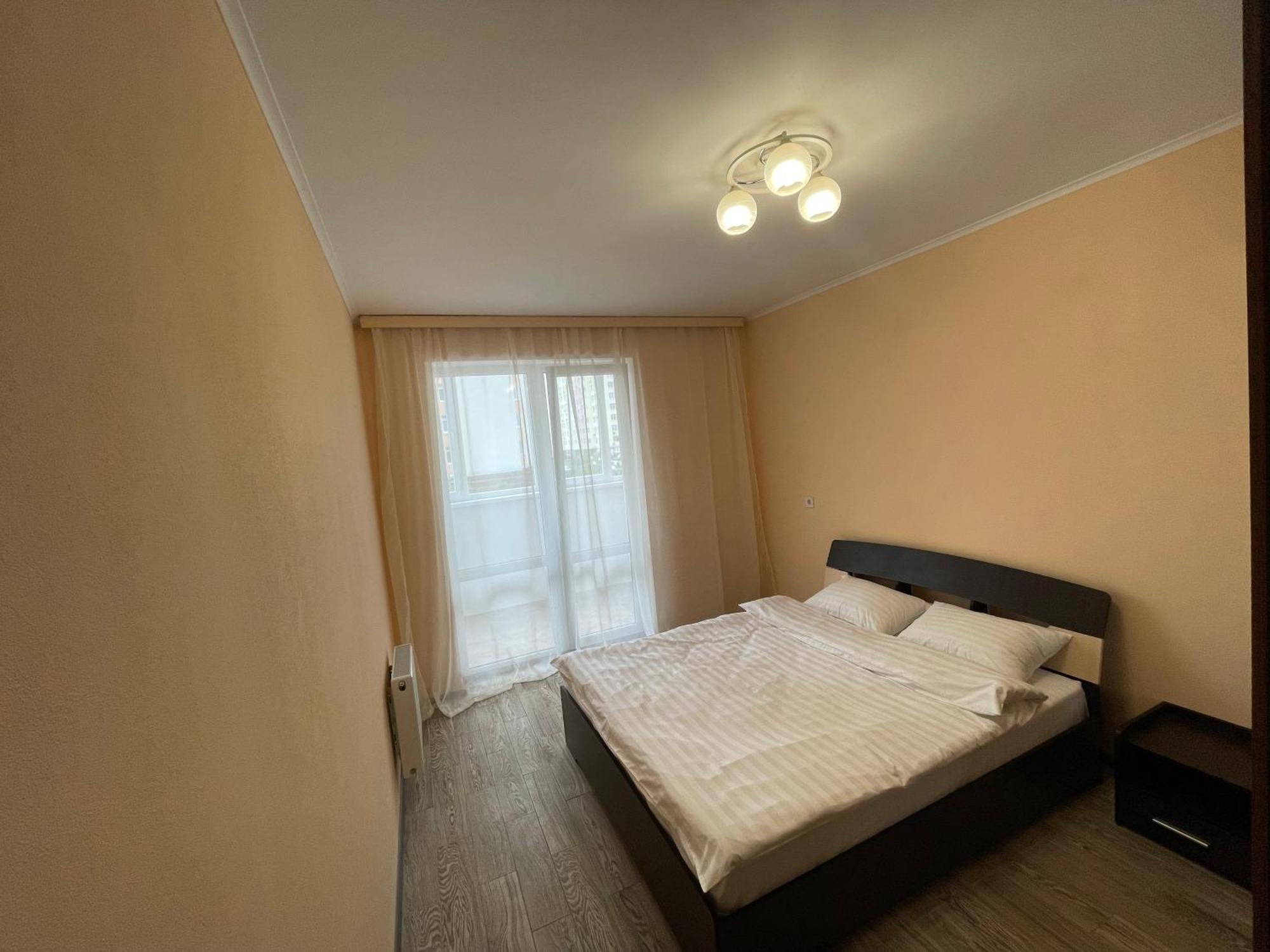 Apartment Voskresenska 18 , Парковые Озера Kiev Exterior foto