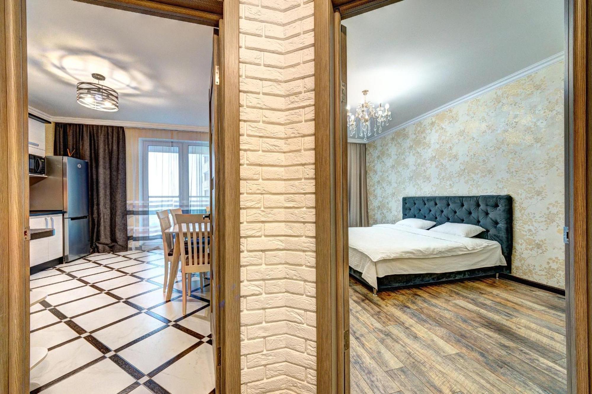 Apartment Voskresenska 18 , Парковые Озера Kiev Habitación foto