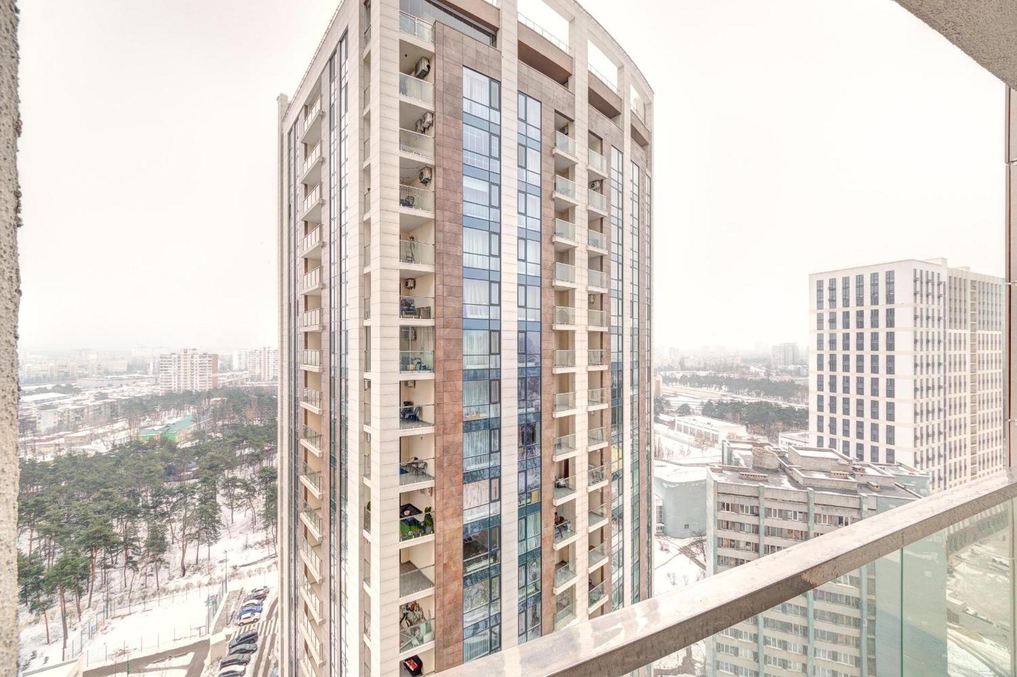 Apartment Voskresenska 18 , Парковые Озера Kiev Habitación foto