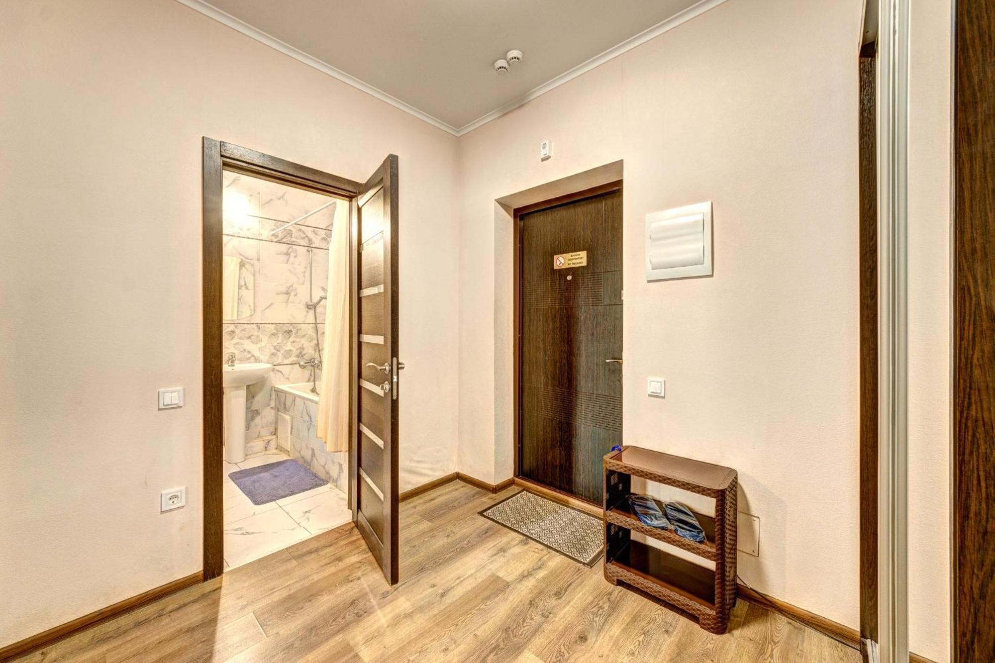 Apartment Voskresenska 18 , Парковые Озера Kiev Habitación foto