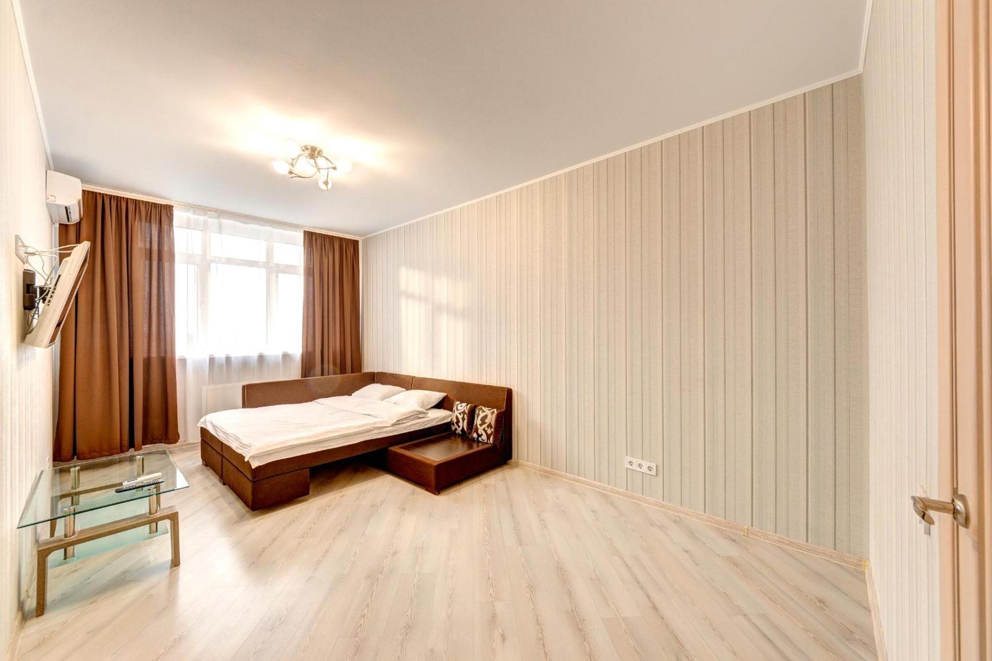 Apartment Voskresenska 18 , Парковые Озера Kiev Habitación foto