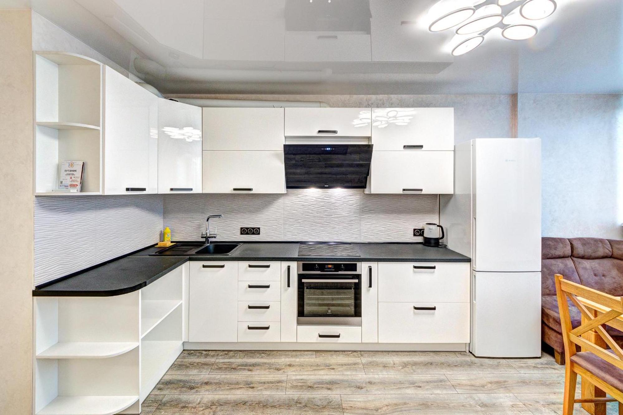 Apartment Voskresenska 18 , Парковые Озера Kiev Habitación foto