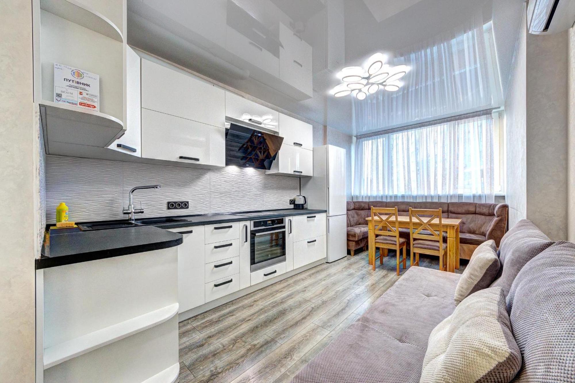 Apartment Voskresenska 18 , Парковые Озера Kiev Habitación foto