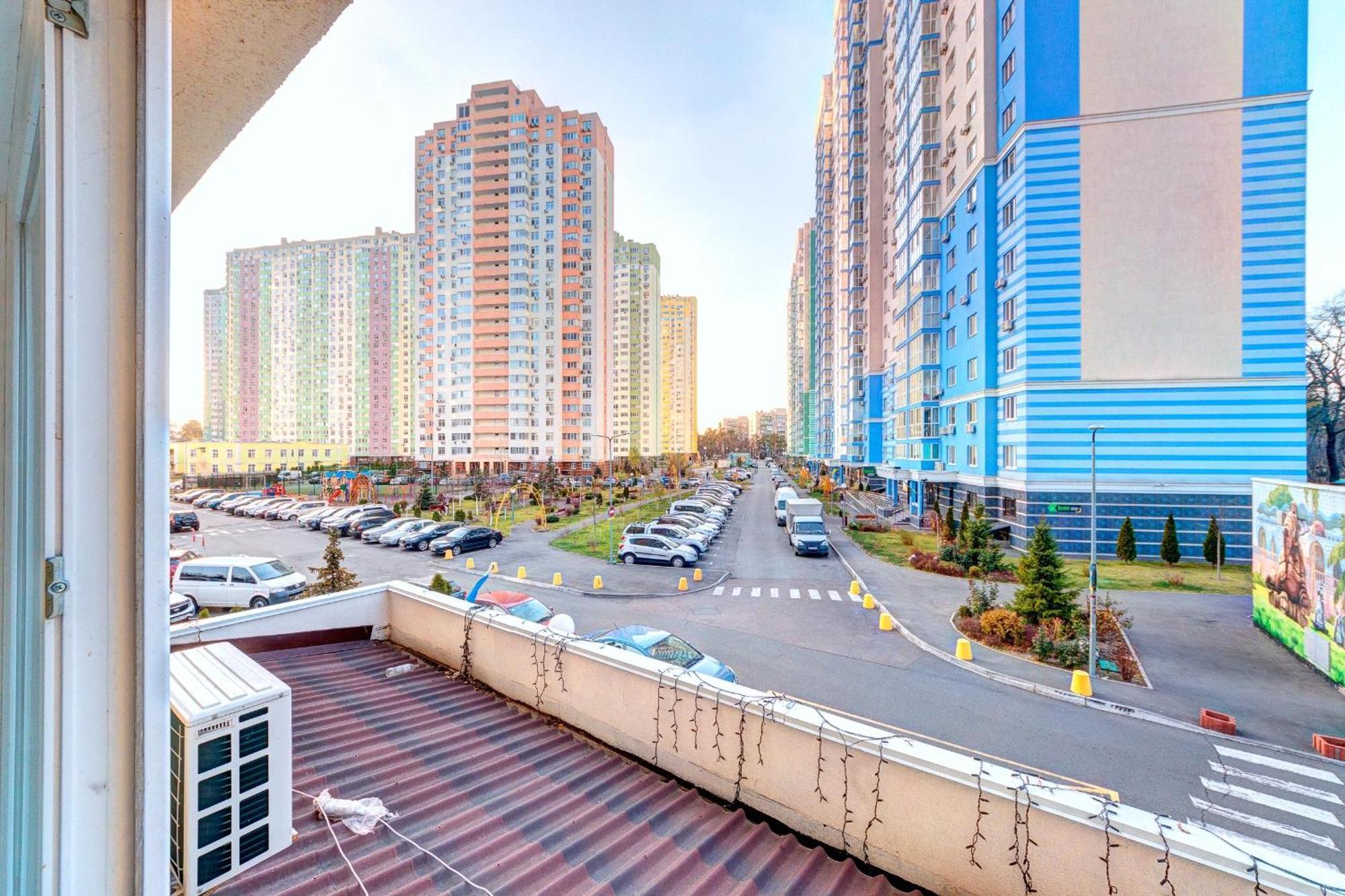 Apartment Voskresenska 18 , Парковые Озера Kiev Habitación foto